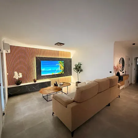 Casa Tropical نيرخا